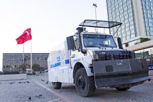 У Туреччині під час вибуху біля поліцейської дільниці загинули двоє військових