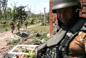 Українські силовики пішли в наступ на позиції сепаратистів