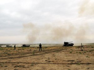 В Азербайджані провели навчальні стрільби із застосуванням 203-мм самохідної установки «Піон»