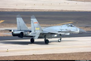 Китайський клон винищувача Су-27 краще за орігінал
