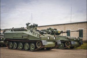 У Латвію доставлені першого гусеничні бронетранспортери CVRT