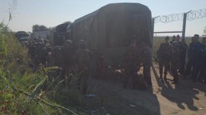Угорщина розгортає збройні сили на кордоні з Сербією