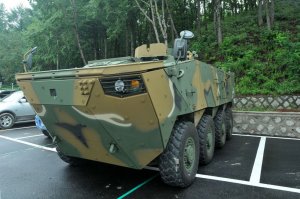 Південна Корея прийняла на озброєння нові колісні бойові машини